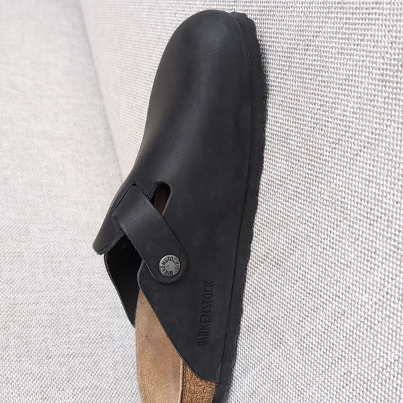 Birkenstock Boston Oil Leather Clogs - Picture 7 of 16